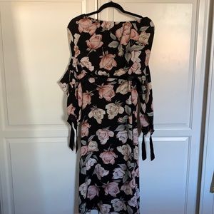 Super cute two piece dress! Make an offer!